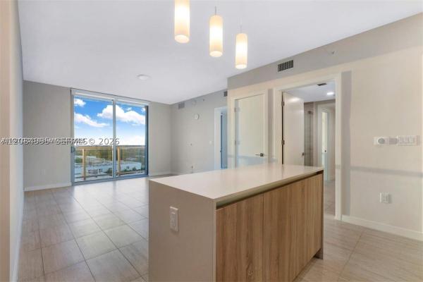 Miami, Florida 33137, image 1