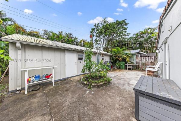 Gulfstream Estates, 918 NE 4th St, Hallandale Beach, Florida 33009, image 3