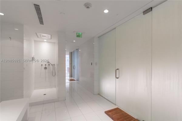 Ten Museum Park Residential, 1040 Biscayne Blvd #1806, Miami, Florida 33132, image 1