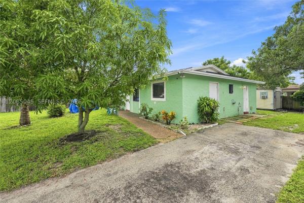 Fort Lauderdale No HOA, 2622 NW 24th Ct, Fort Lauderdale, Florida 33311, image 1