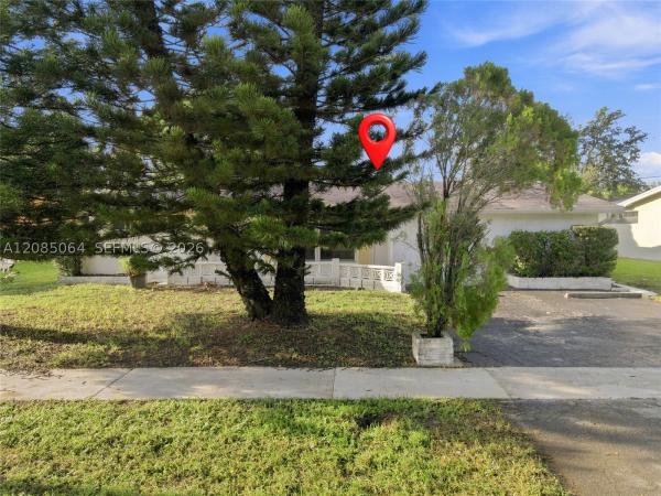 Sunrise Golf Village, 7470 NW 21st Ct, Sunrise, Florida 33313, image 1