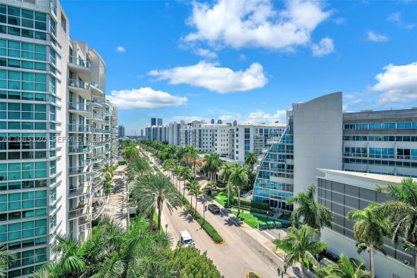 Uptown Marina Lofts, 3029 NE 188th St #725, Aventura, Florida 33180, image 3
