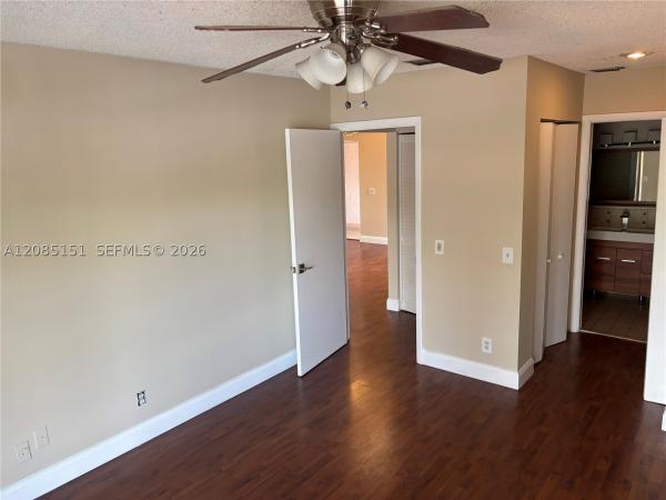 10521 Mahogany Key Cir #204, Unincorporated Dade County, Florida 33196, image 2