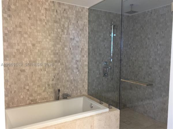 Reach Brickell City Centre, 68 SE 6th St #2202, Miami, Florida 33131, image 2