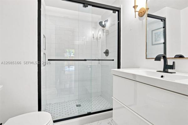 2221 Buttonwood Ave, Pembroke Pines, Florida 33026, image 2