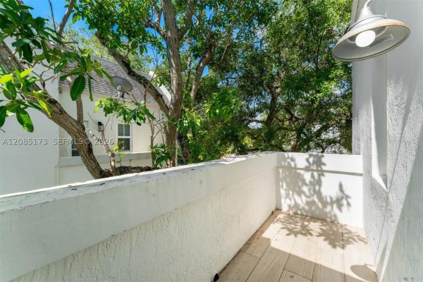3125 Paola Dr #15, Miami, Florida 33133, image 2