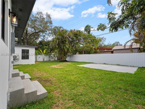 610 NE 164th Ter, Unincorporated Dade County, Florida 33162, image 1