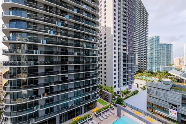 Brickell Heights East, 45 SW 9th St #1606, Miami, Florida 33130, image 3