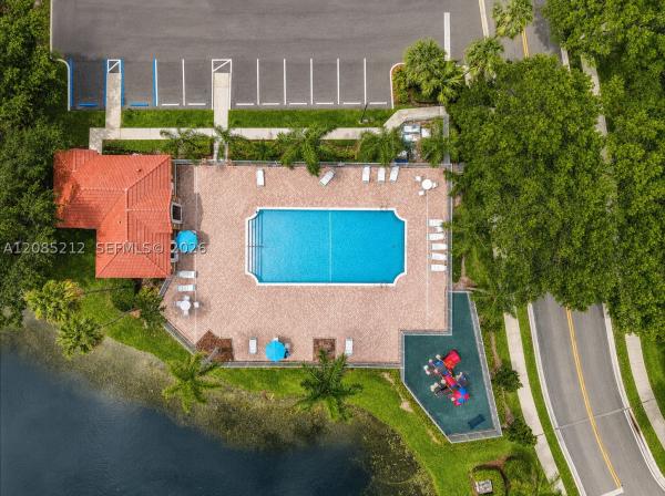 Emerald Courts, Weston, Florida 33331, image 3
