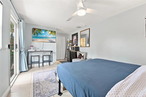 2616 NE 6th Ave, Wilton Manors, Florida 33334, image 1