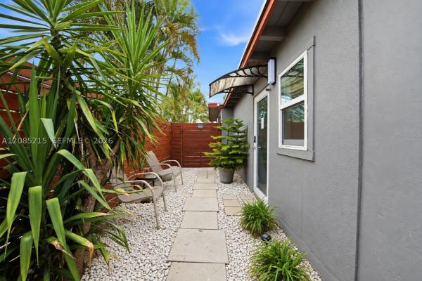 2616 NE 6th Ave, Wilton Manors, Florida 33334, image 1