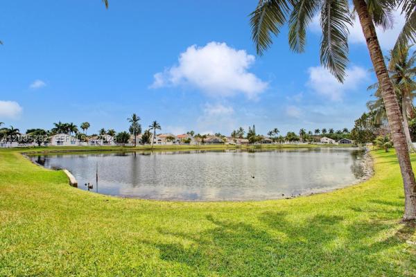 Banyan Oakridge, 3432 SW 49th St, Hollywood, Florida 33312, image 3