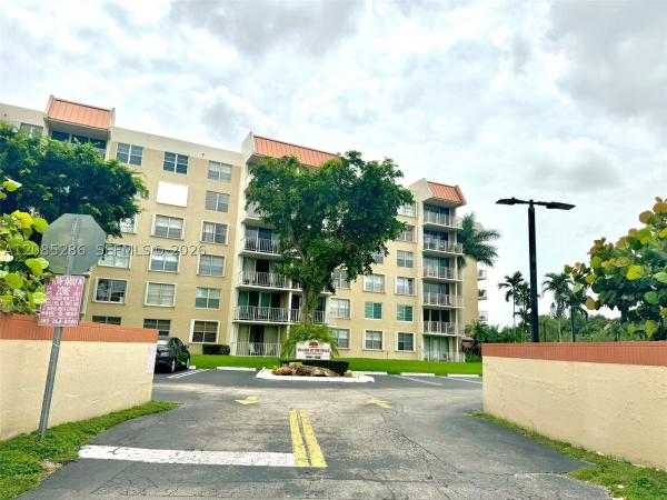 13120 SW 92nd Ave #B-121, Unincorporated Dade County, Florida 33176, image 3