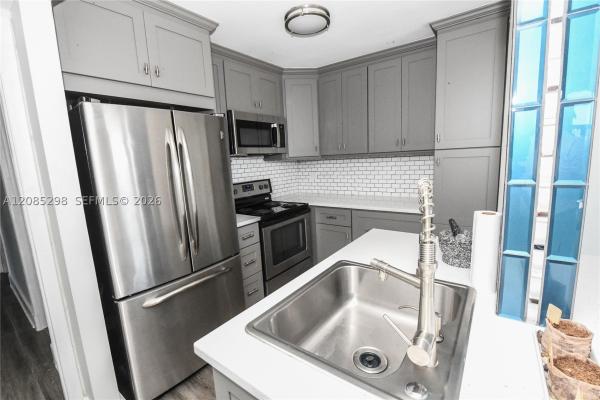 Domino Two, 8305 Crespi Blvd #4D, Miami Beach, Florida 33141, image 3