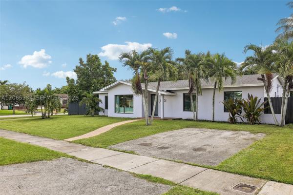10451 SW 125th Ave, Unincorporated Dade County, Florida 33186, image 1