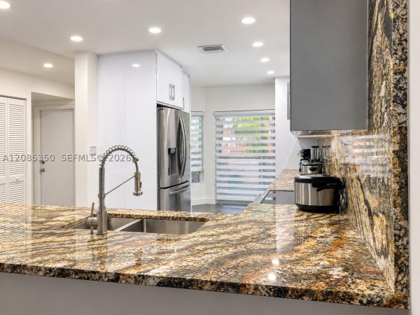 Doral Chase, 10016 NW 43rd Ter, Doral, Florida 33178, image 3