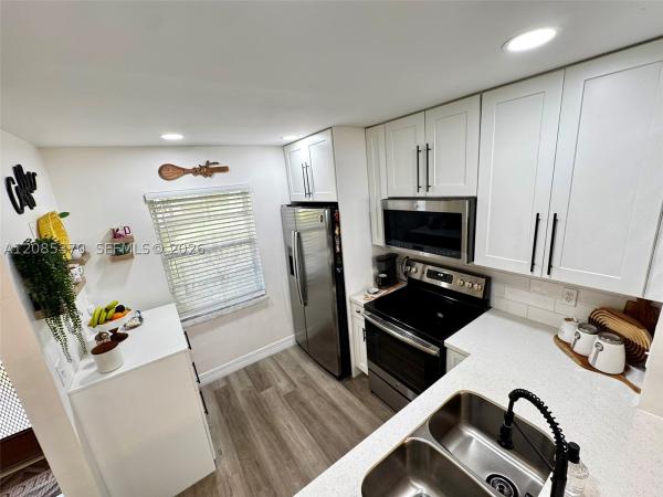 Oriole Gardens 3, 231 NW 76th Ave #102, Margate, Florida 33063, image 1