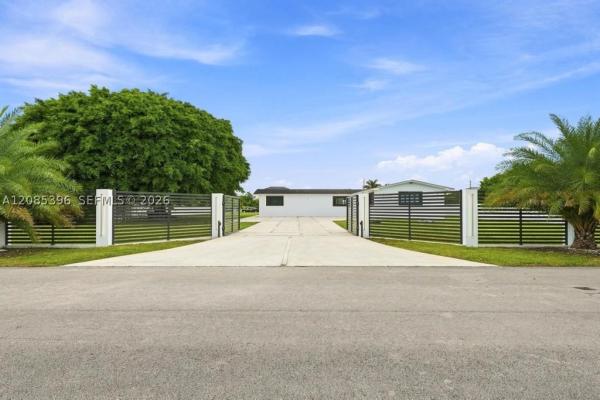 100 NW 120th Ave, Unincorporated Dade County, Florida 33182, image 1