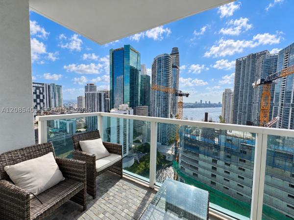 Brickell On The River North Tower, 31 SE 5th St #2808, Miami, Florida 33131, image 2