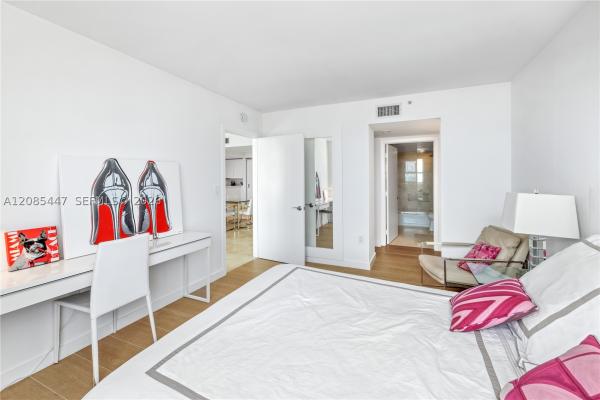 The Floridian, 650 West Ave #2310, Miami Beach, Florida 33139, image 3