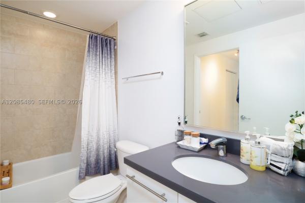 The Ivy At Riverfront, 90 SW 3rd St #3002, Miami, Florida 33130, image 2