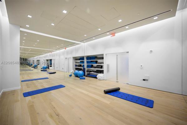 Reach Brickell City Centre, 68 SE 6th St #910, Miami, Florida 33131, image 3