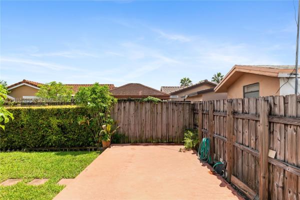13828 SW 22nd Ter, Unincorporated Dade County, Florida 33175, image 2