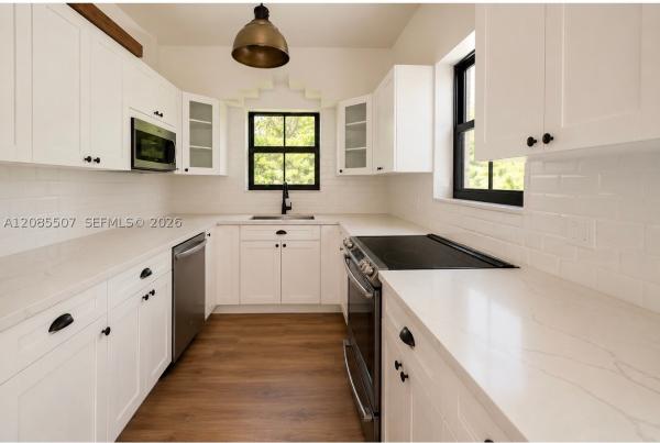 Washington Place, 735 NE 72nd St, Miami, Florida 33138, image 2