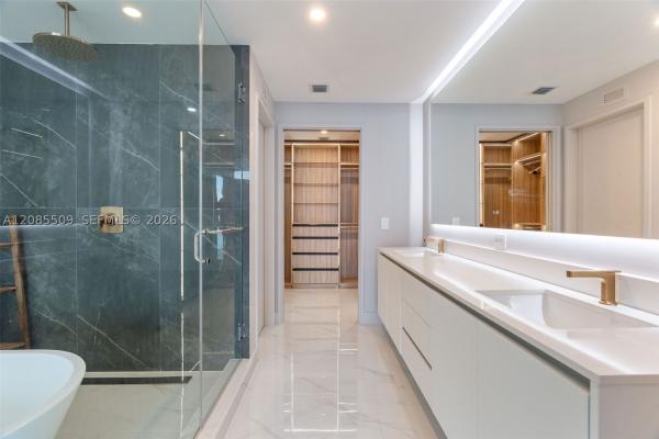 700 NE 24th St #2206, Miami, Florida 33137, image 2