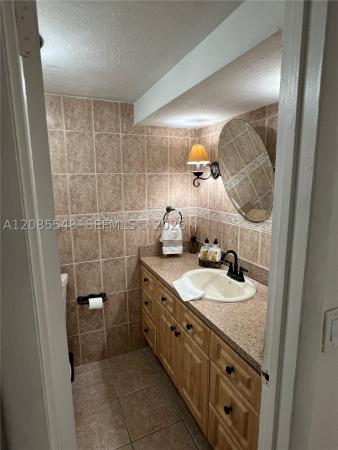 Los Arboles, 1900 W 68th St #F104, Hialeah, Florida 33014, image 1