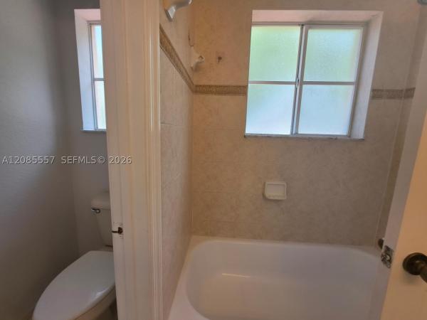 Santa Catalina Townhomes, 807 N Santa Catalina Cir, North Lauderdale, Florida 33068, image 3