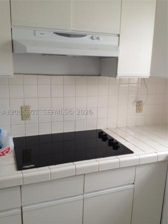 Ocean Towers, 158 Ocean Dr #406, Miami Beach, Florida 33139, image 1