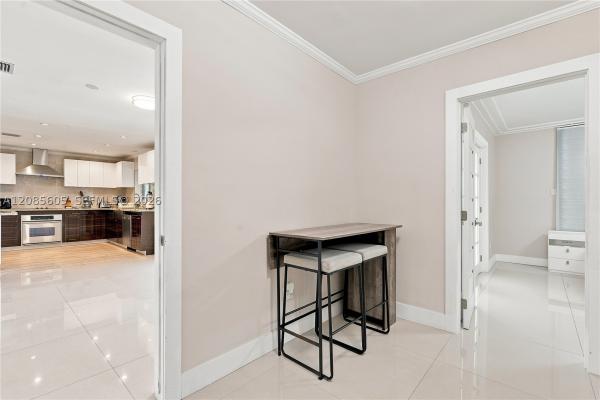 Fulford By The Sea, 2161 NE 171st St, North Miami Beach, Florida 33162, image 3