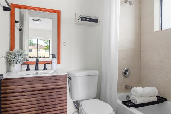 1350 NE 111th St, Unincorporated Dade County, Florida 33161, image 3