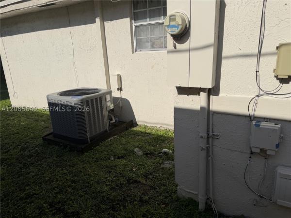 Glendale Lawns, 617 SW 1st St, Hallandale Beach, Florida 33009, image 2