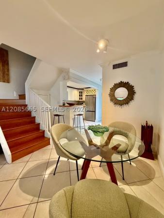 Villas Of Pinecrest, 8650 SW 67th Ave #1033, Pinecrest, Florida 33156, image 2