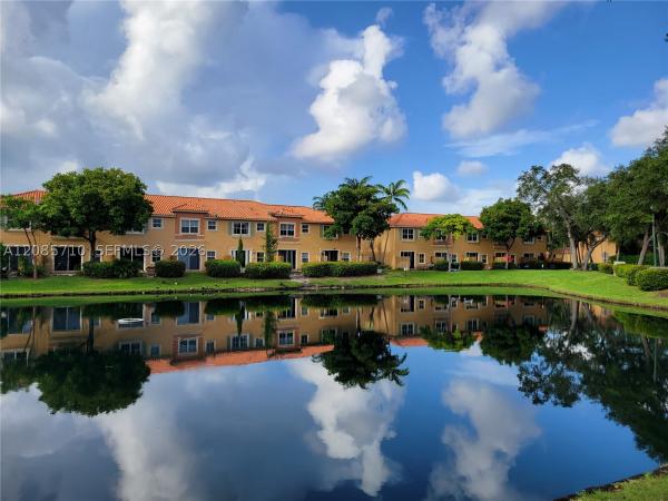 The Villas At Harbor Isles, 2283 Mariner Ct #2607, Dania Beach, Florida 33312, image 1