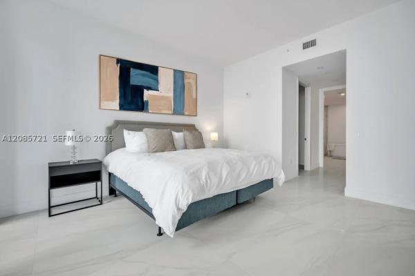 Aurora, 17550 Collins Ave #1003, Sunny Isles Beach, Florida 33160, image 3