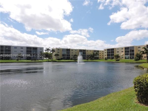 Meadowbrook Lakes, 414 SE 10th St #103, Dania Beach, Florida 33004, image 1