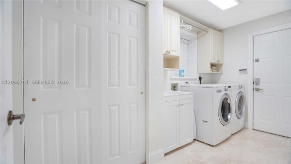 Victoria Pointe, 1606 Victoria Pointe Cir, Weston, Florida 33327, image 2