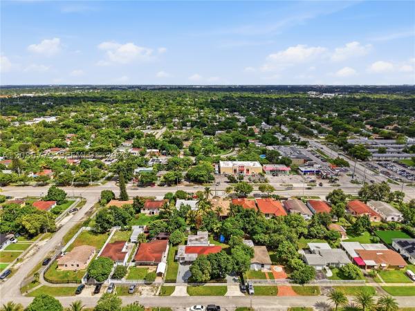 65 NW 118th St, Unincorporated Dade County, Florida 33168, image 2