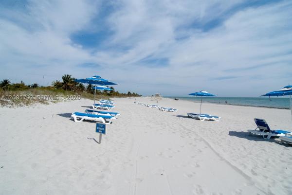 Commodore Club South, 199 Ocean Lane Dr #206, Key Biscayne, Florida 33149, image 2