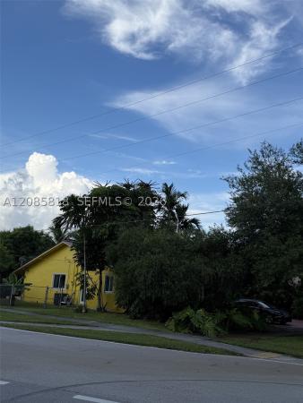 Cinema Park Country Club Estates, 400 Oriole Ave, Miami Springs, Florida 33166, image 1