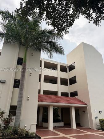 Lake Emerald, 111 Lake Emerald Dr #104, Oakland Park, Florida 33309, image 1