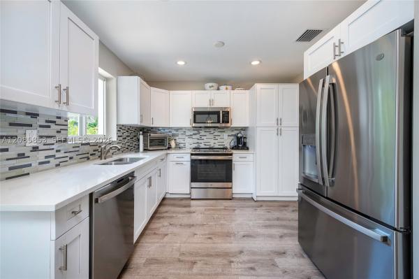 Lemlich Manor, 6430 SW 21st St, West Miami, Florida 33155, image 1