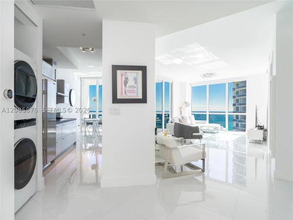 Trump Royale, 18201 Collins Ave #4709A, Sunny Isles Beach, Florida 33160, image 2