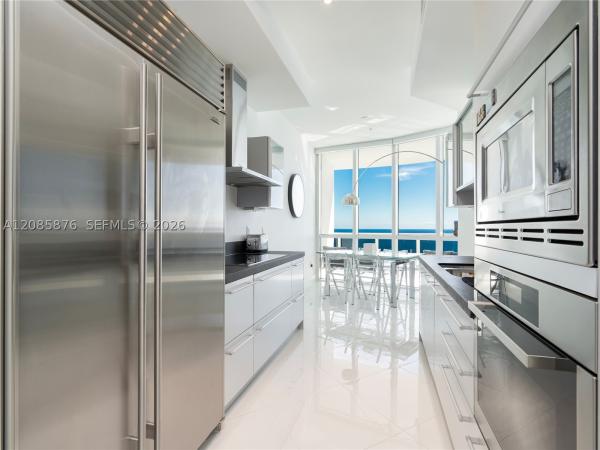 Trump Royale, 18201 Collins Ave #4709A, Sunny Isles Beach, Florida 33160, image 1
