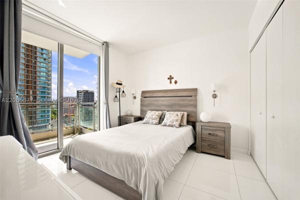 Mint At Riverfront, 92 SW 3rd St #2004, Miami, Florida 33130, image 3
