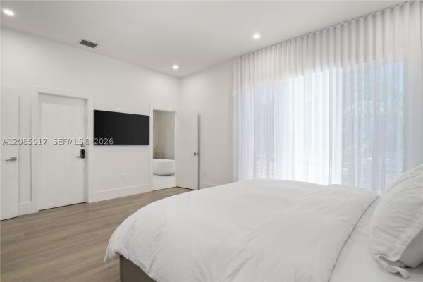 Atlantic 15, 18955 Atlantic Blvd, Sunny Isles Beach, Florida 33160, image 1