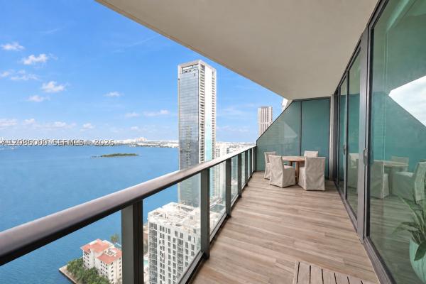Icon Bay, 460 NE 28th St #3503, Miami, Florida 33137, image 3